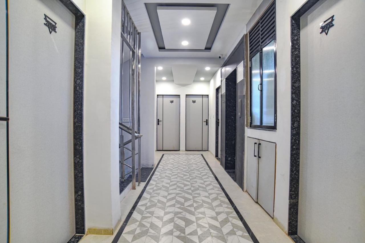 Fabhotel Dev'S Inn Индор Екстериор снимка